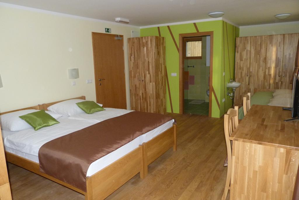 Guest House Eco Vila Mila Rogaska Slatina Bagian luar foto